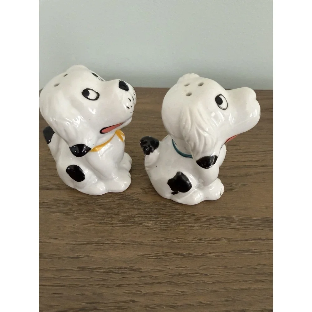 Vintage 1950s Dog Salt Pepper Shakers Ceramic Japan Style Mid Century Cute‎ Pair